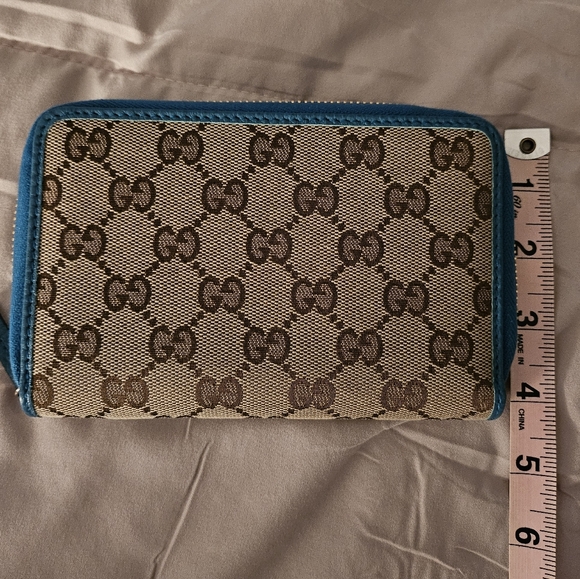 Gucci Wallet - Picture 3 of 10